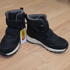All in Motion Black and Gray Kids Snow Boots